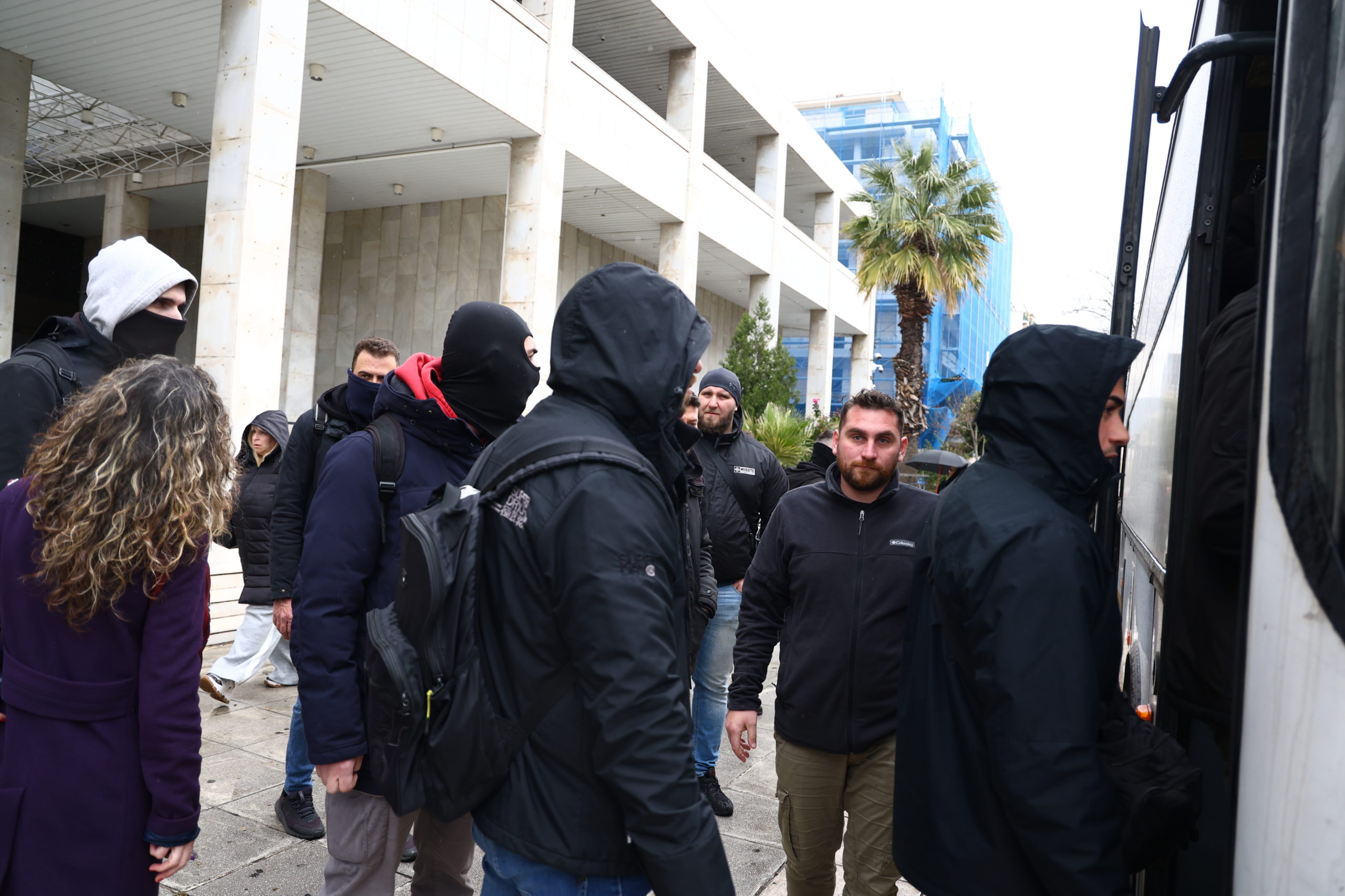 ΕΚΦΑ, Κύκλωμα, Εικονικές εταιρείες, συλληφθέντες