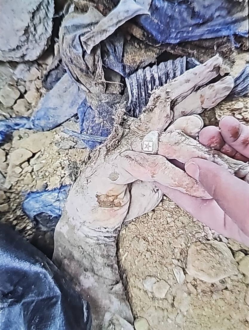 Λαριτζανί δαχτυλίδι