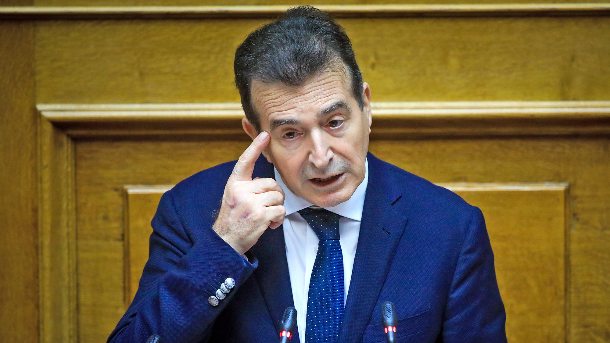 Χρυσοχοΐδης: «Η απάτη σε βάρος ηλικιωμένων θα γίνει ιδιώνυμο» – Τι περιλαμβάνει το σχέδιο «Κόμβος» για τη βελτίωση της κυκλοφορίας στην Αττική