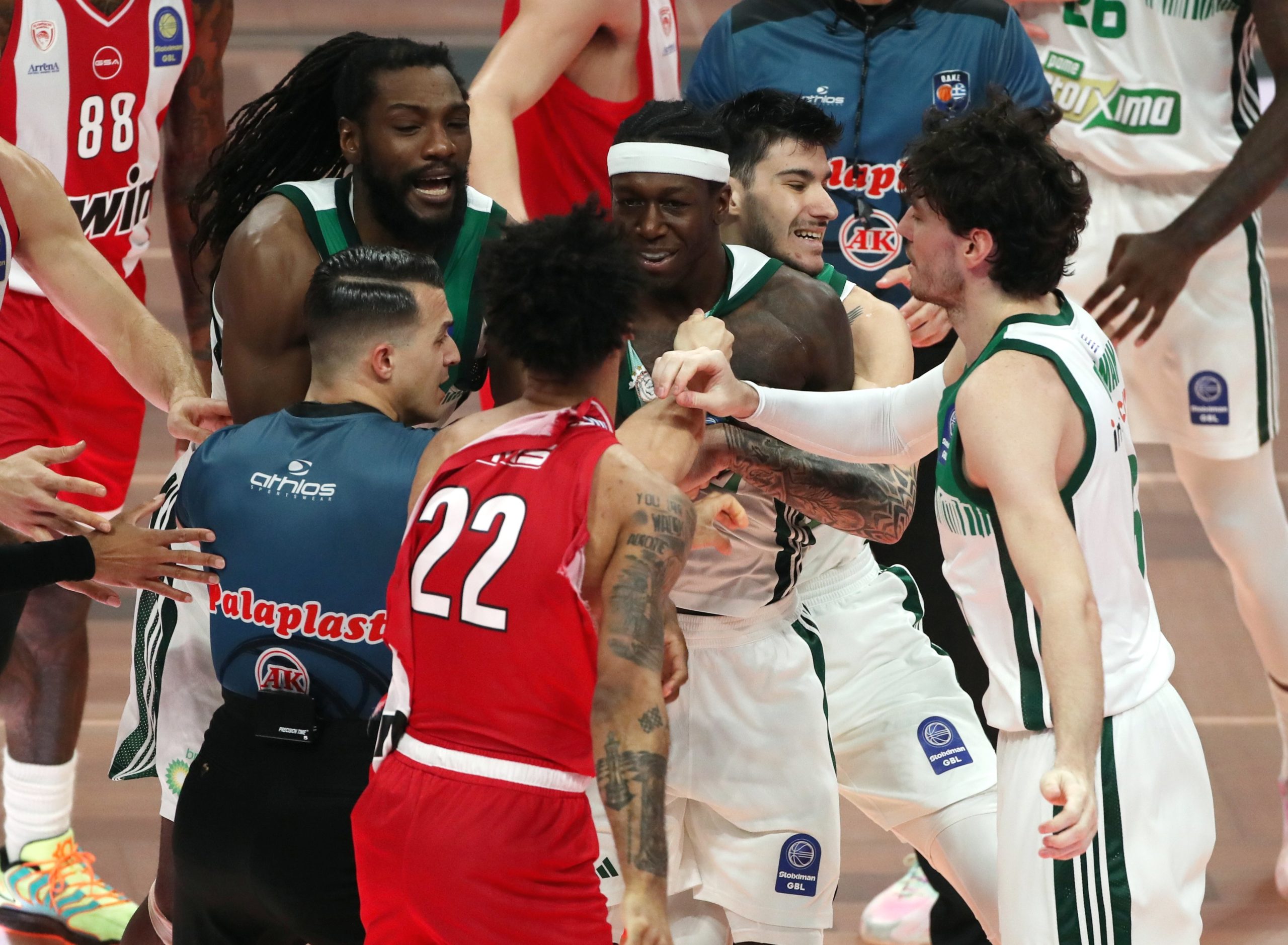 Παναθηναϊκός, Ολυμπιακός,Ναν, Ντόρσεϊ