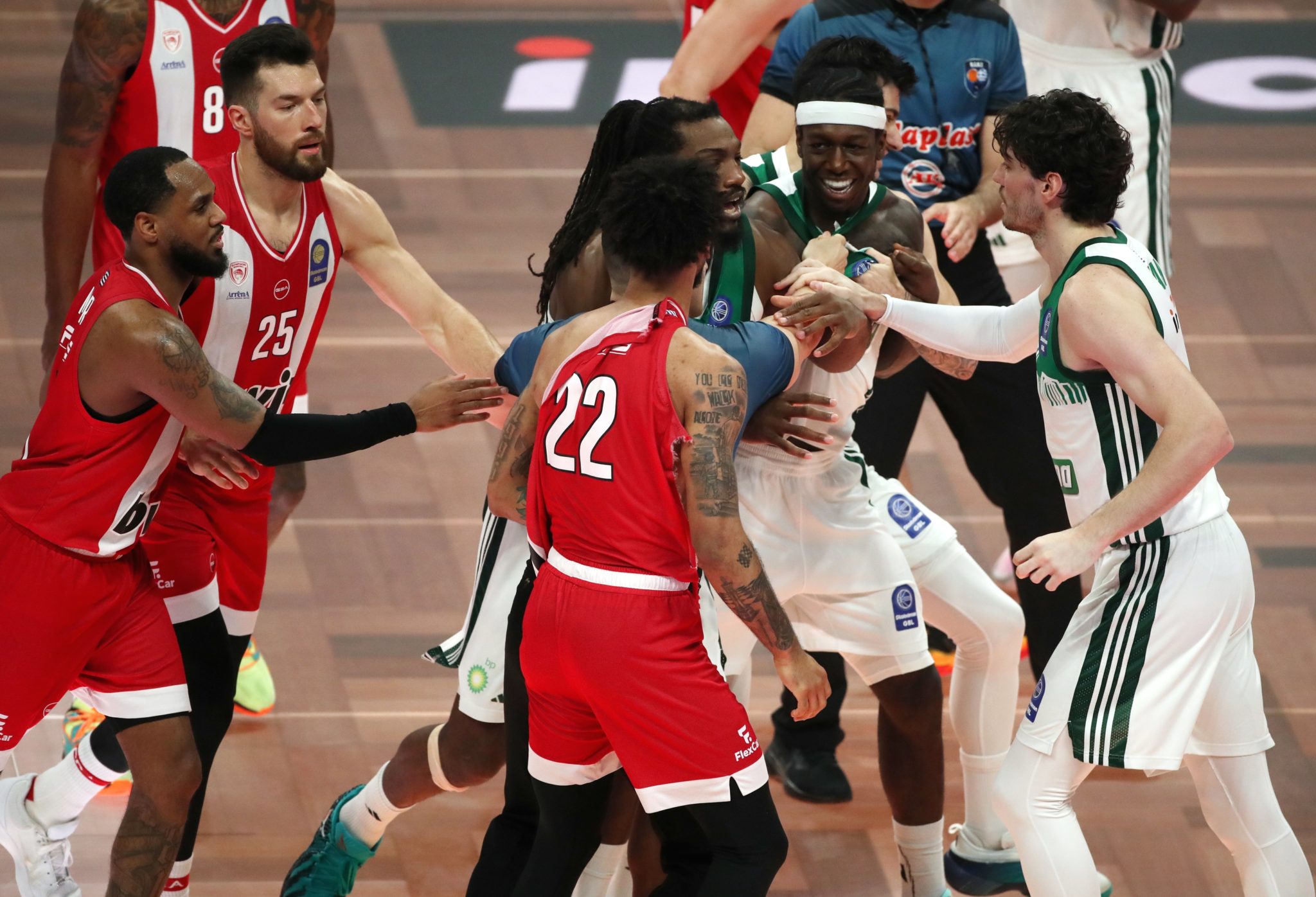 Παναθηναϊκός, Ολυμπιακός,Ναν, Ντόρσεϊ