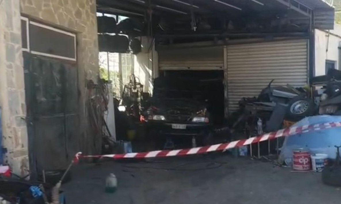 ΠΑΤΡΟΚΤΟΝΙΑ ΛΕΡΟΣ