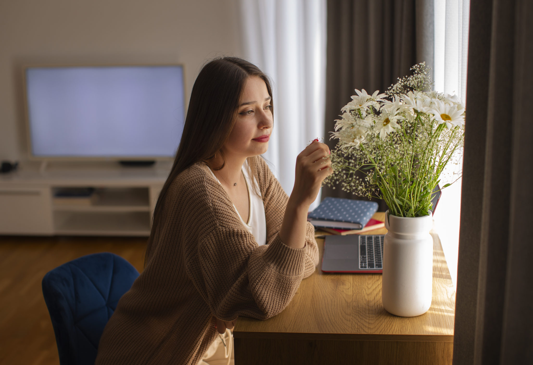 O άνδρας της χρωστάει 110.000 ευρώ - "θέλω να τον χωρίσω". Φωτογραφία: Freepik