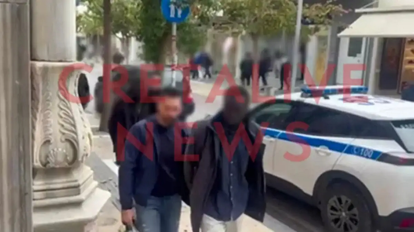 Μαρτυρίες-σοκ για την τραγωδία με τους μετανάστες στην Κρήτη: «Τους κλωτσούσαν στη θάλασσα όταν πέθαιναν» – Στη φυλακή οι φερόμενοι διακινητές