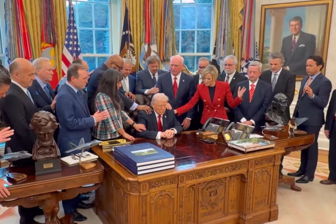 Τραμπ προσευχή