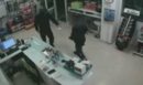 Αγρίνιο: Βίντεο ντοκουμέντο από ληστεία σε βενζινάδικο – Ο δράστης απείλησε τον υπάλληλο με μαχαίρι - ΒΙΝΤΕΟ