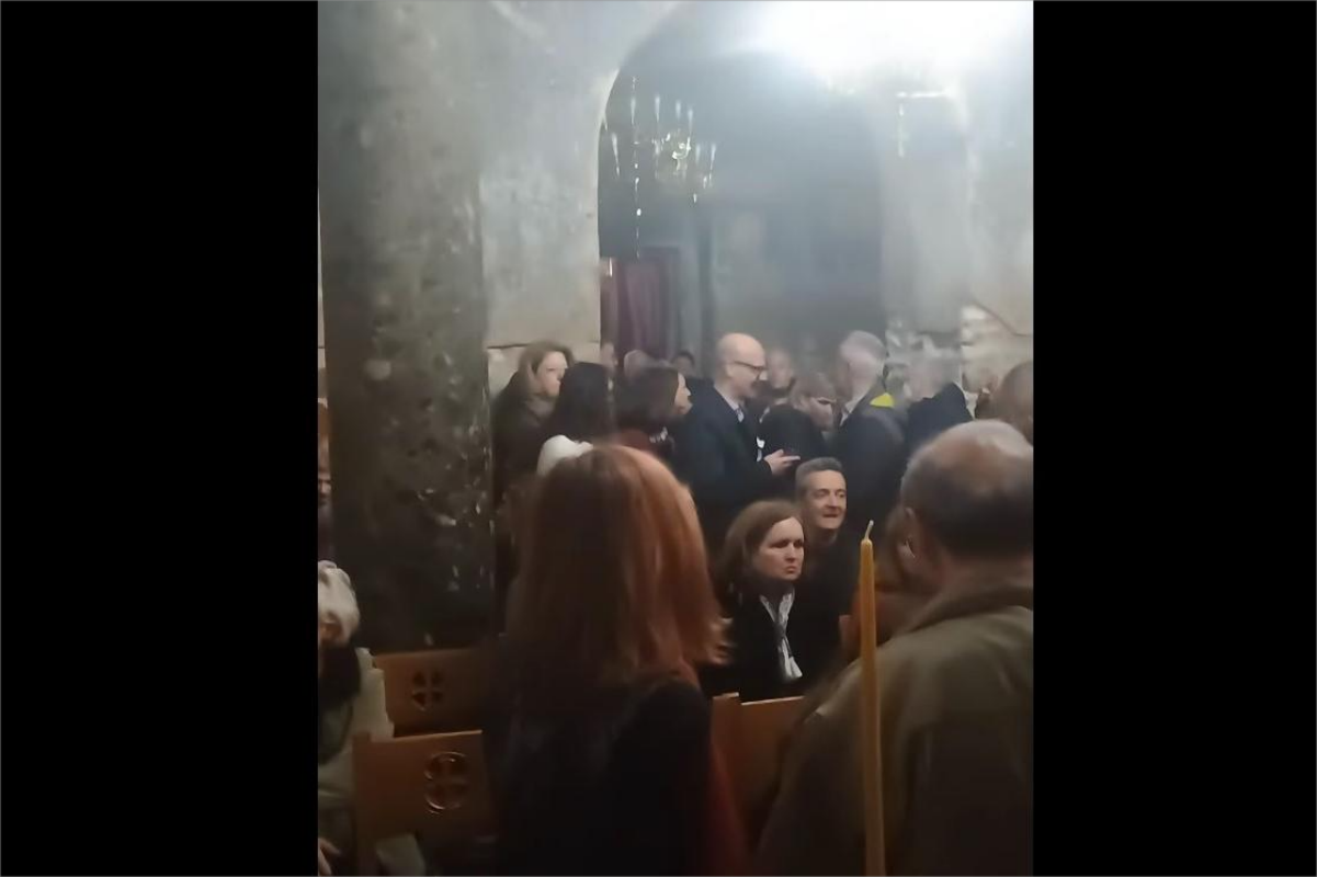 Εισβολή ατόμων, Εκδήλωση, Ι,Ν, 12 Αποστόλων Θεσσαλονίκη