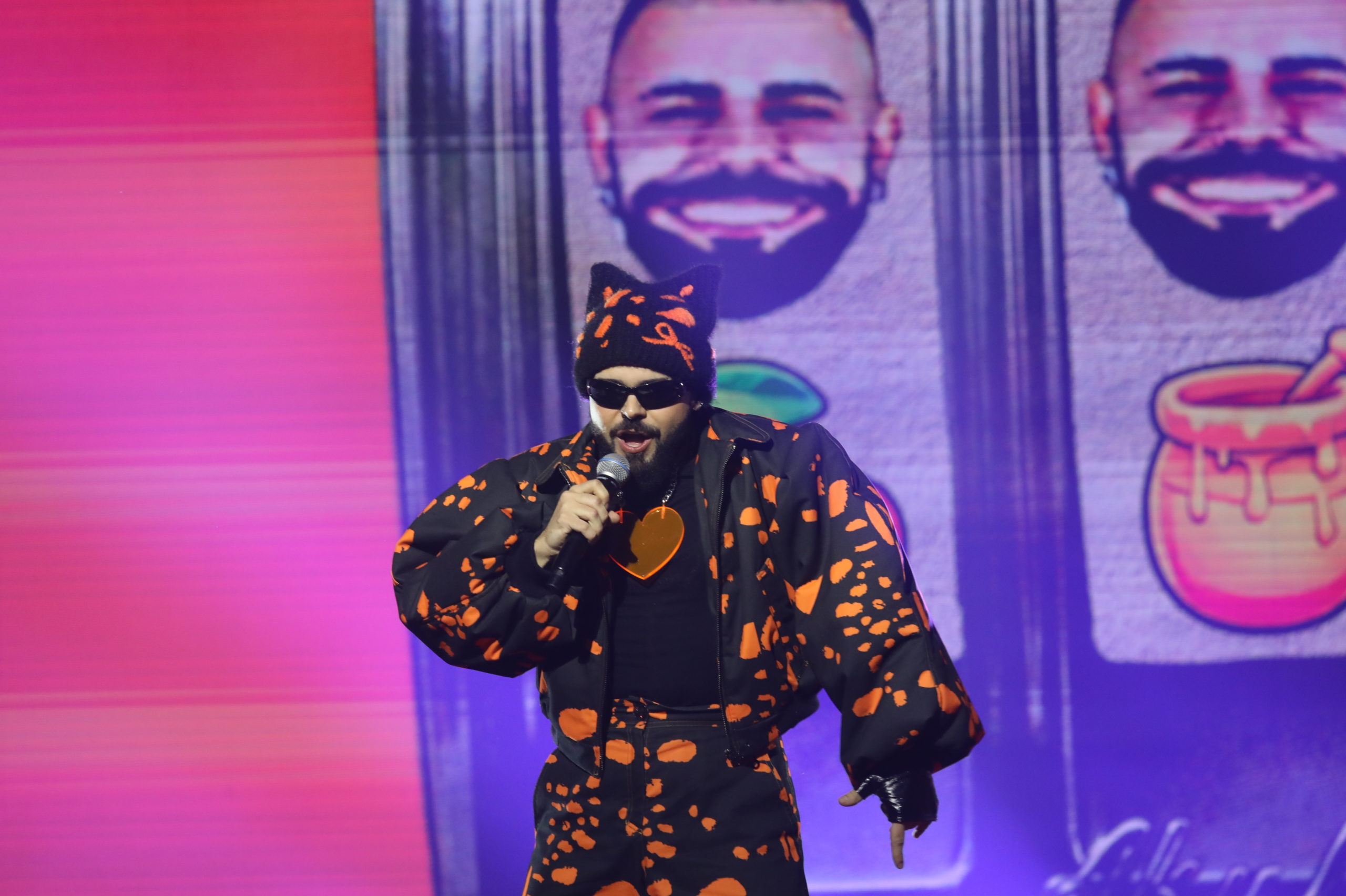 Akylas: «Ζω το παιδικό μου όνειρο – Είμαι πάρα πολύ συγκινημένος και χαρούμενος»