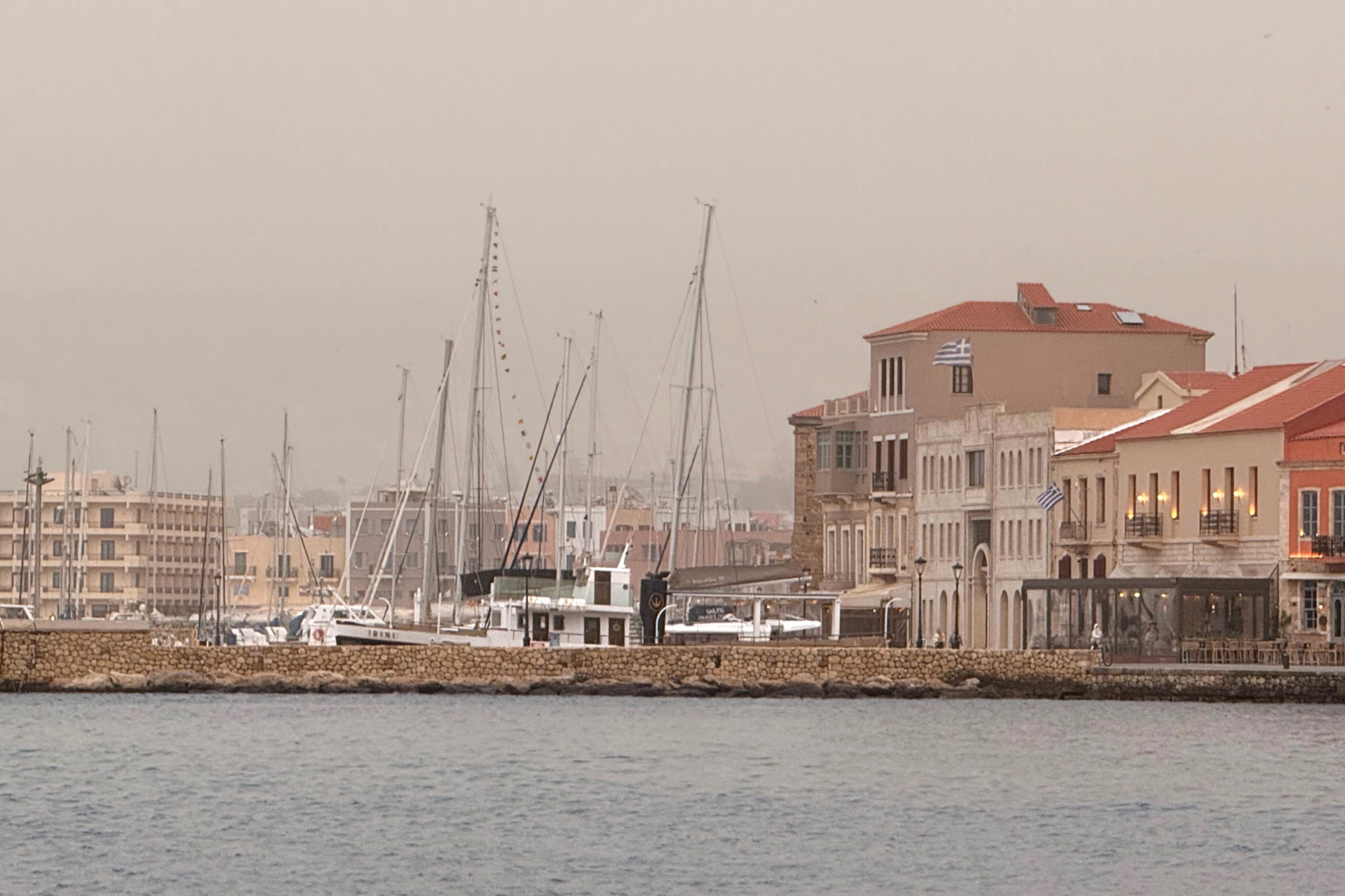 ΑΦΡΙΚΑΝΙΚΗ ΣΚΟΝΗ