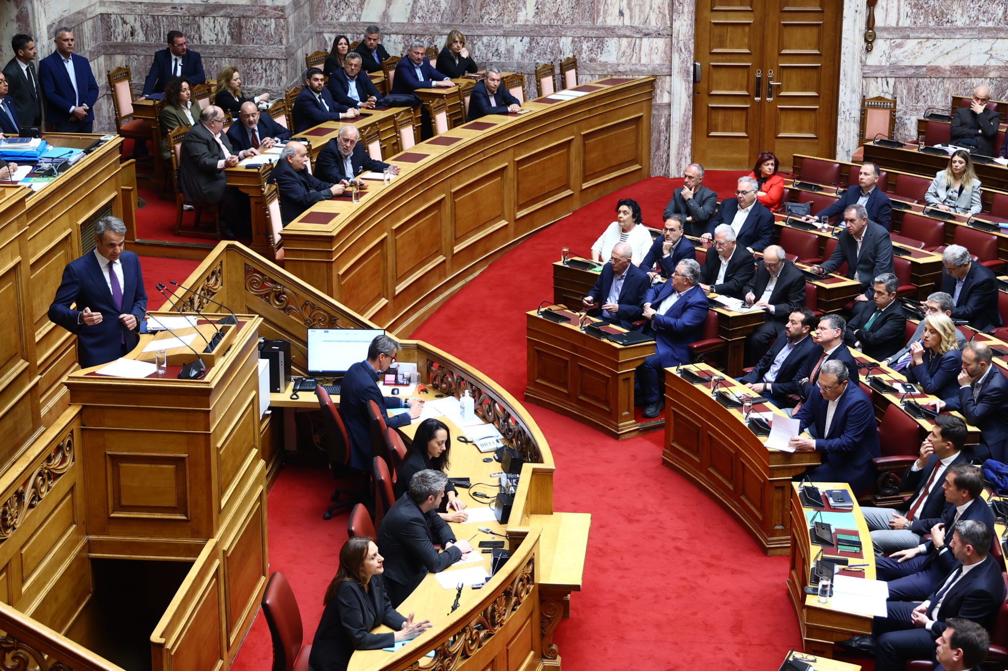 Βουλή, συζήτηση, Μητσοτάκης