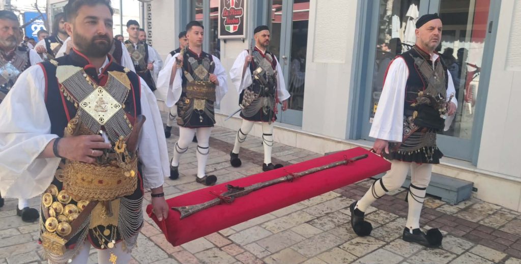 Παρέλαση για το εορτασμό 200 χρόνων από την Ηρωική έξοδο του Μεσολογγίου