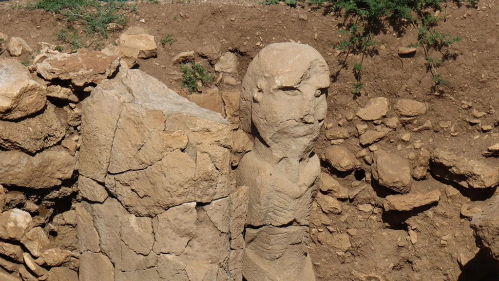 Ανατροπές στην Προϊστορία: Τα μυστικά του Καραχάν Τεπέ — Αγάλματα, ζώα και μια δίαιτα-έκπληξη 12.000 ετών. Φωτογραφία: ΑΑ 