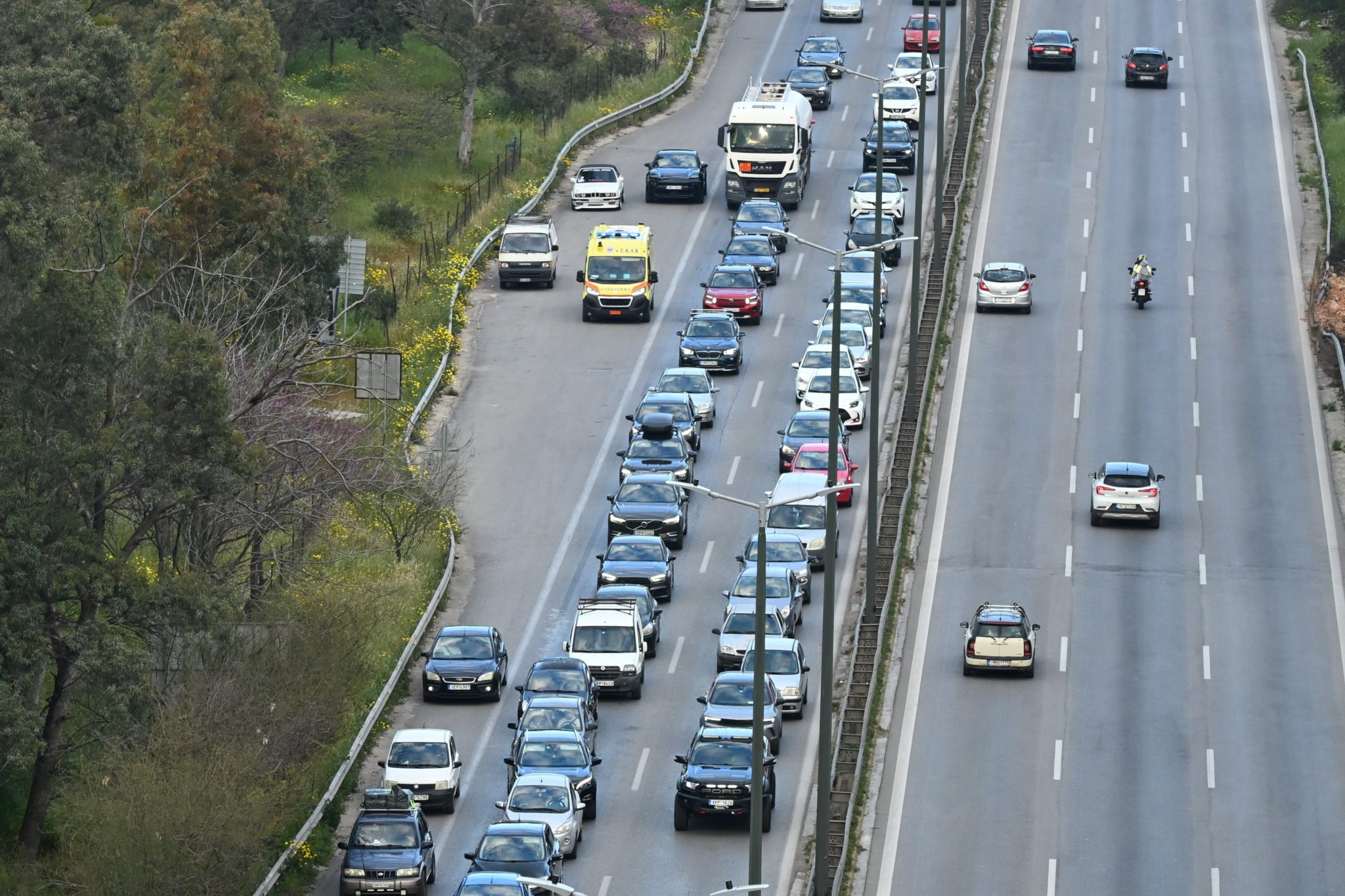 κίνηση Αθηνών- Κορίνθου