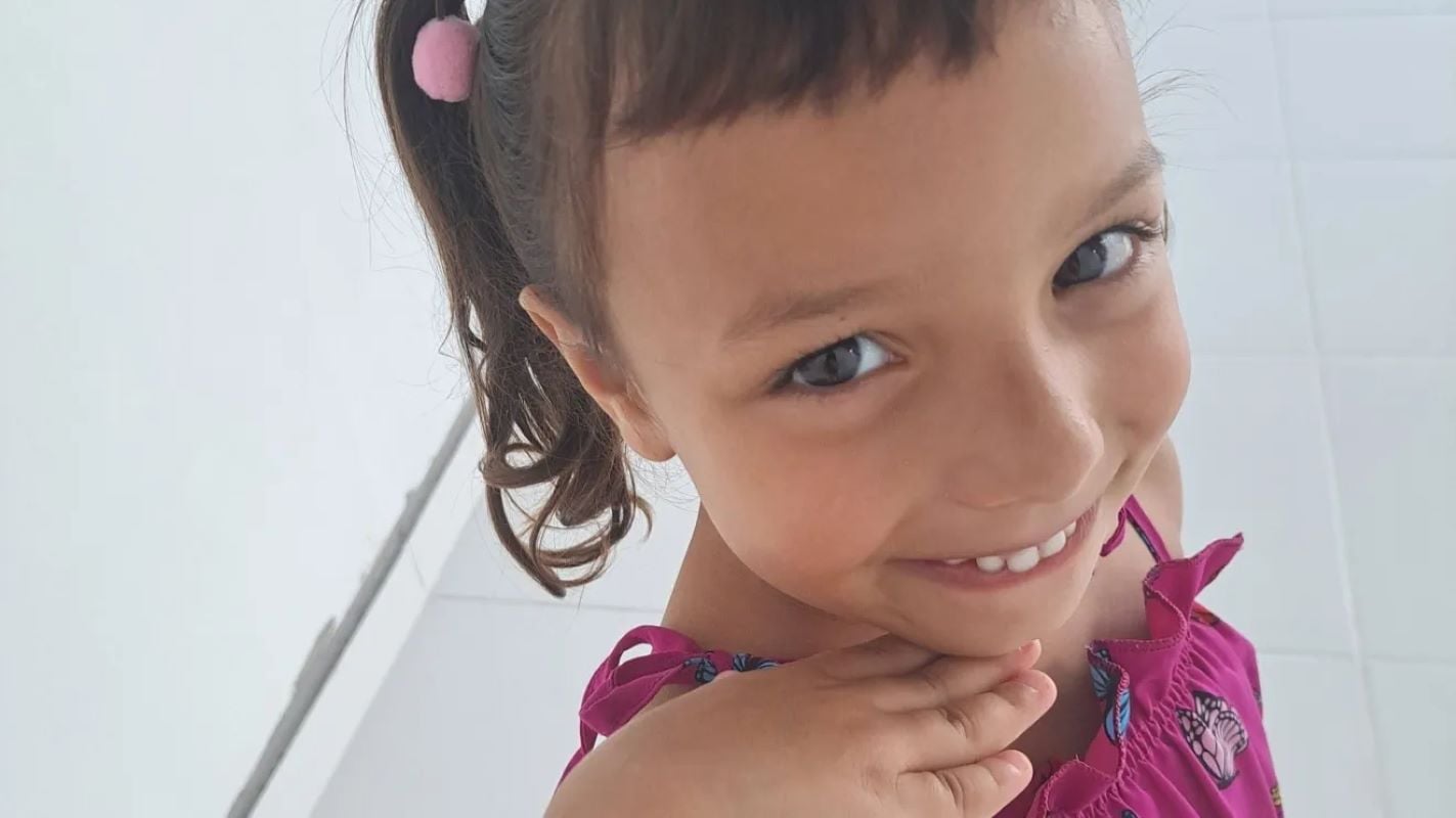 Φρίκη στη Βραζιλία: 5χρονη θάφτηκε ζωντανή από τη μητέρα και τον πατριό της – «Η κόρη σου δεν υπάρχει πια»