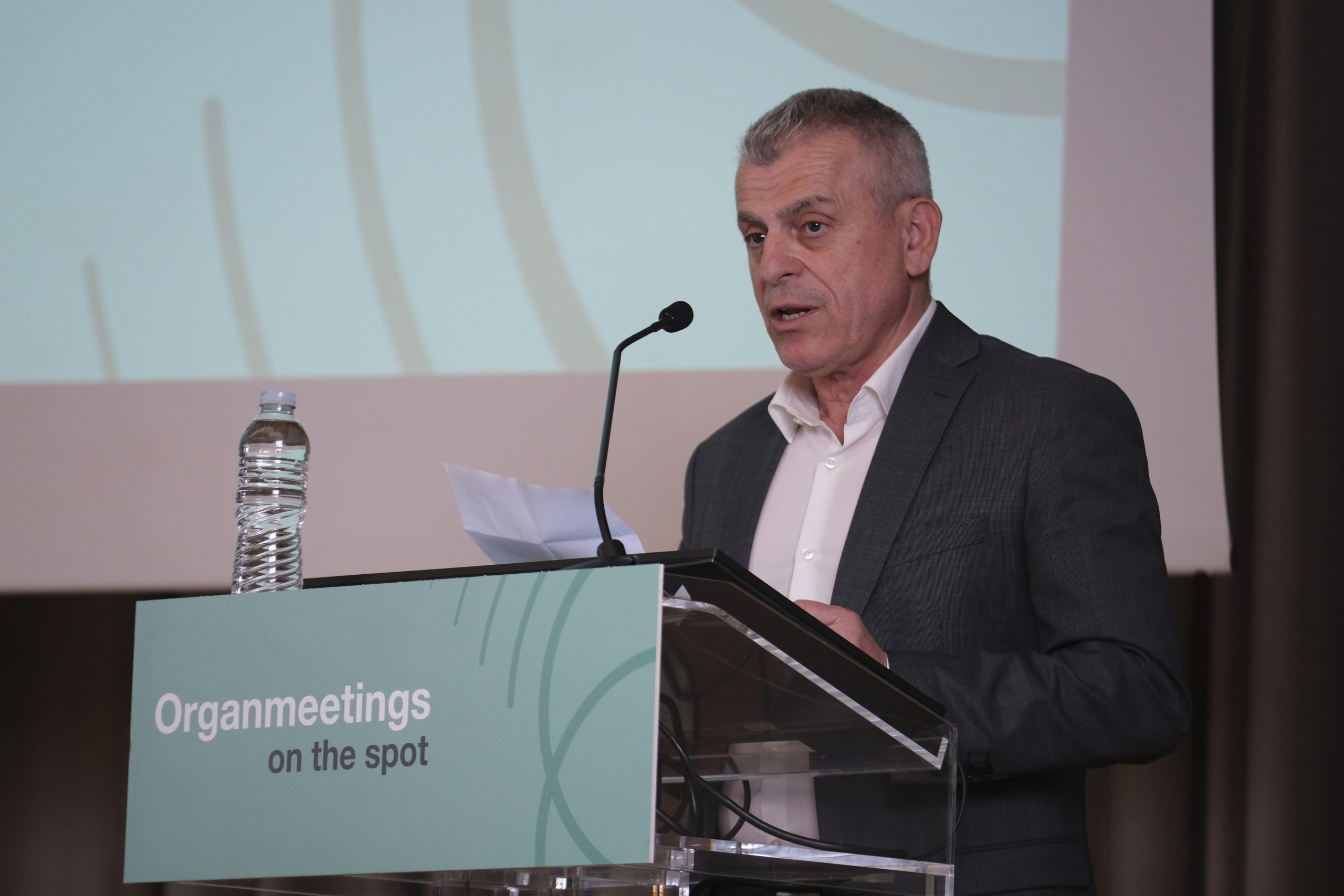 Ο κ. Ιωάννης Ηλιόπουλος, Διοικητής του Γενικού Νοσοκομείου ΚΑΤ