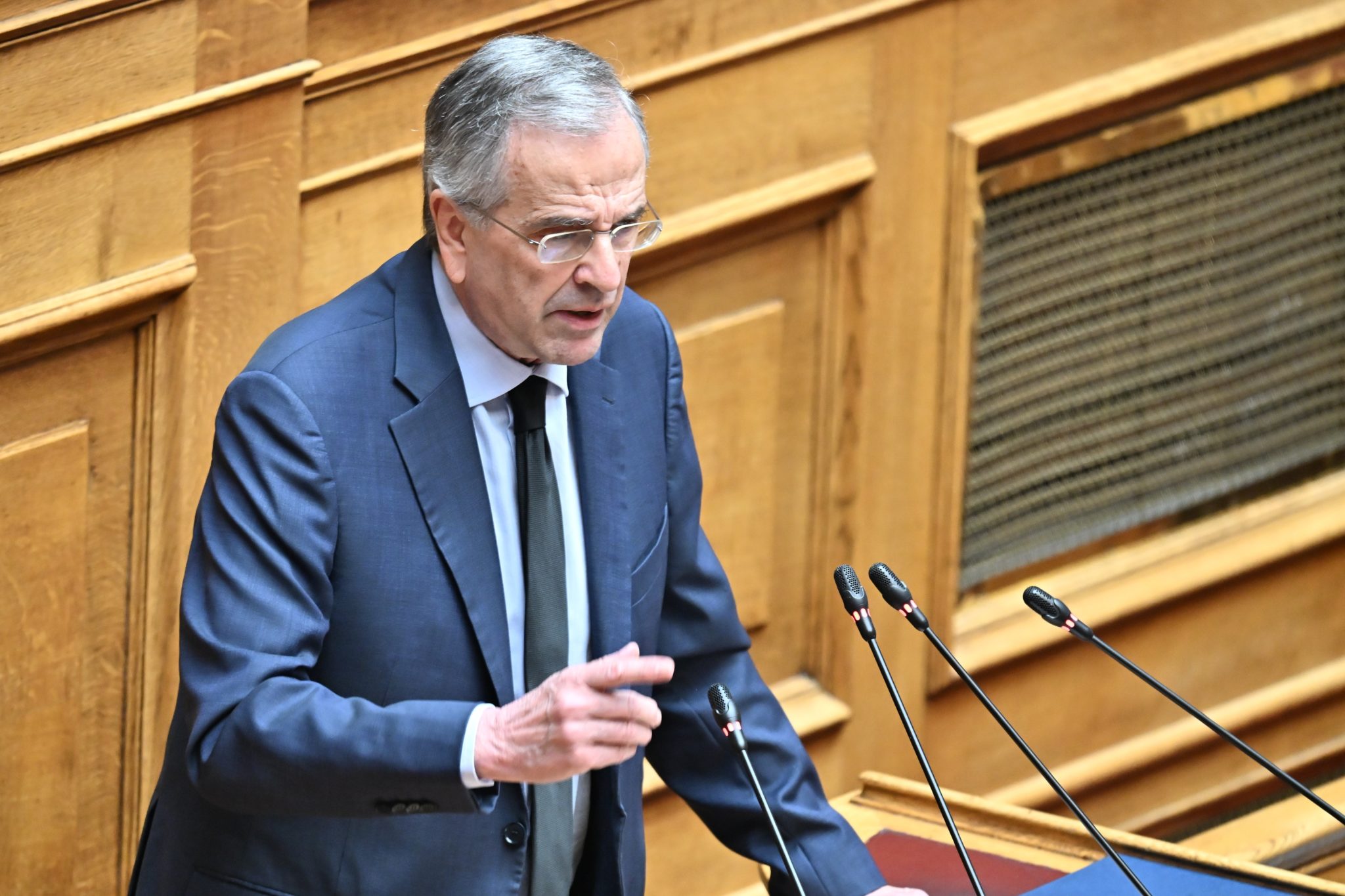 Αντώνης Σαμαράς