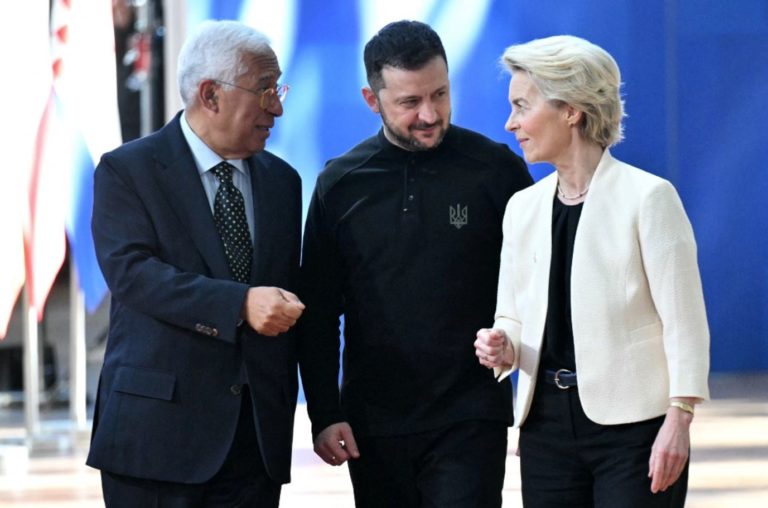 Φωτογραφία: NICOLAS TUCAT / AFP