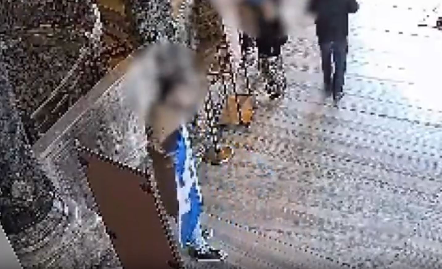 Τουρκία: Συνελήφθησαν 2 άτομα επειδή άνοιξαν ελληνική σημαία με σταυρό μέσα στην Αγιά Σοφιά – ΒΙΝΤΕΟ