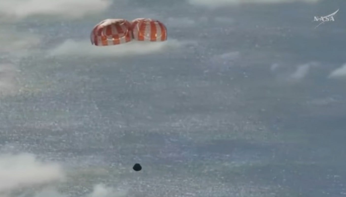 Artemis II: Οι αστροναύτες επέστρεψαν στη Γη με επιτυχημένη προσθαλάσσωση (Βίντεο)