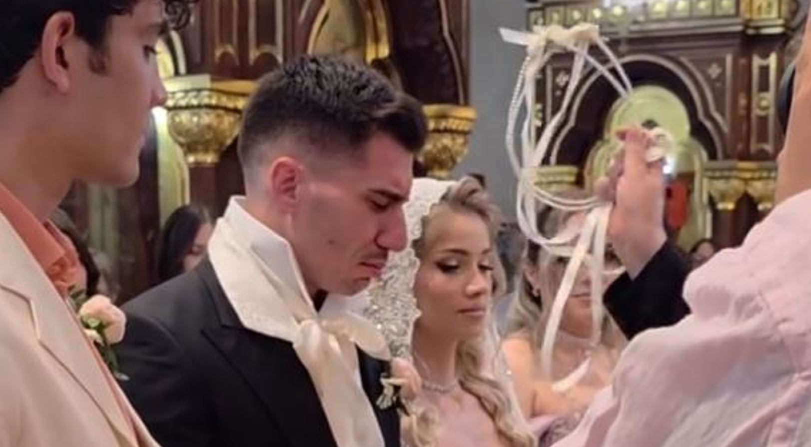 Φειδίας Παναγιώτου: Παντρεύτηκε την αγαπημένη του, Στυλιάνα Αβερκίου – Φωτογραφίες και Βίντεο