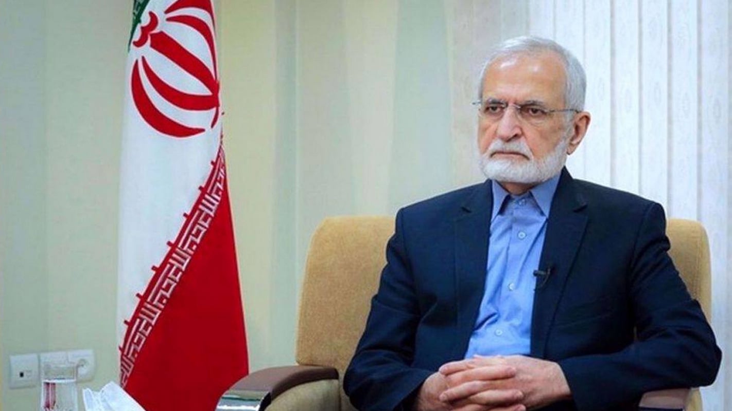 Ιράν: Πέθανε ο πρώην Υπουργός Εξωτερικών Χαραζί, που είχε τραυματιστεί σε βομβαρδισμό του σπιτιού του στην Τεχεράνη