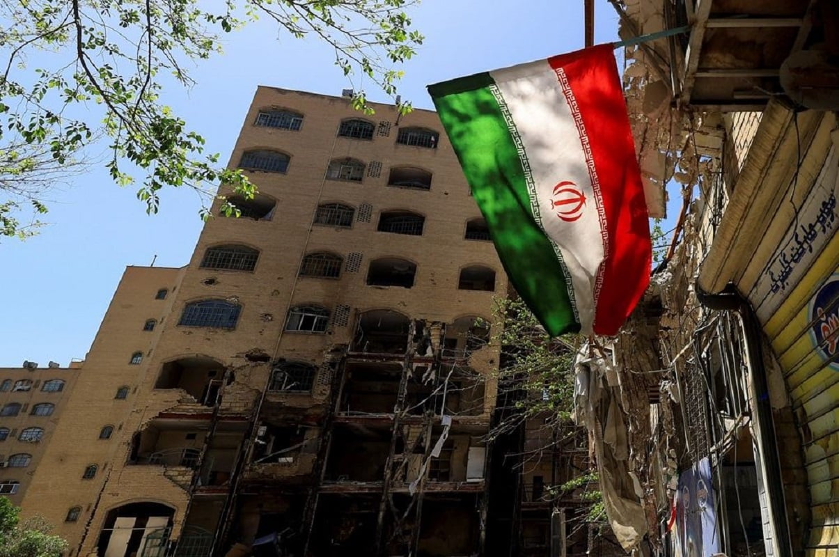 Ιράν: «Πλήρως έτοιμο» για επανέναρξη πολέμου μετά τη λήξη της εκεχειρίας