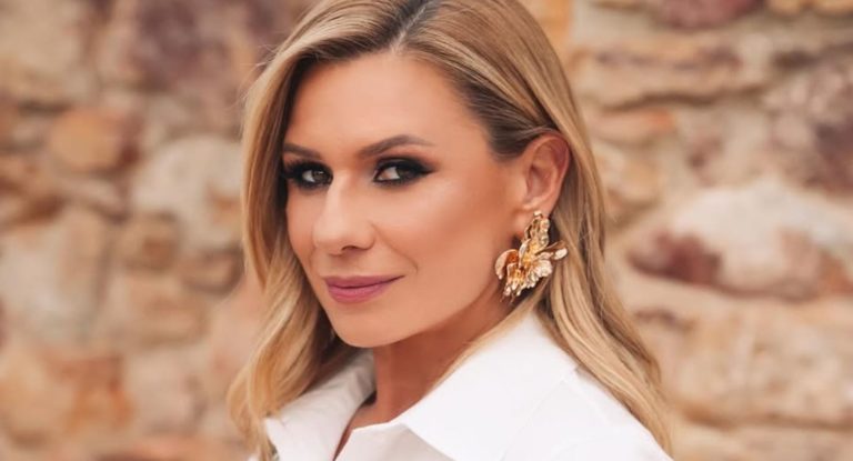 Κατερίνα Καραβάτου