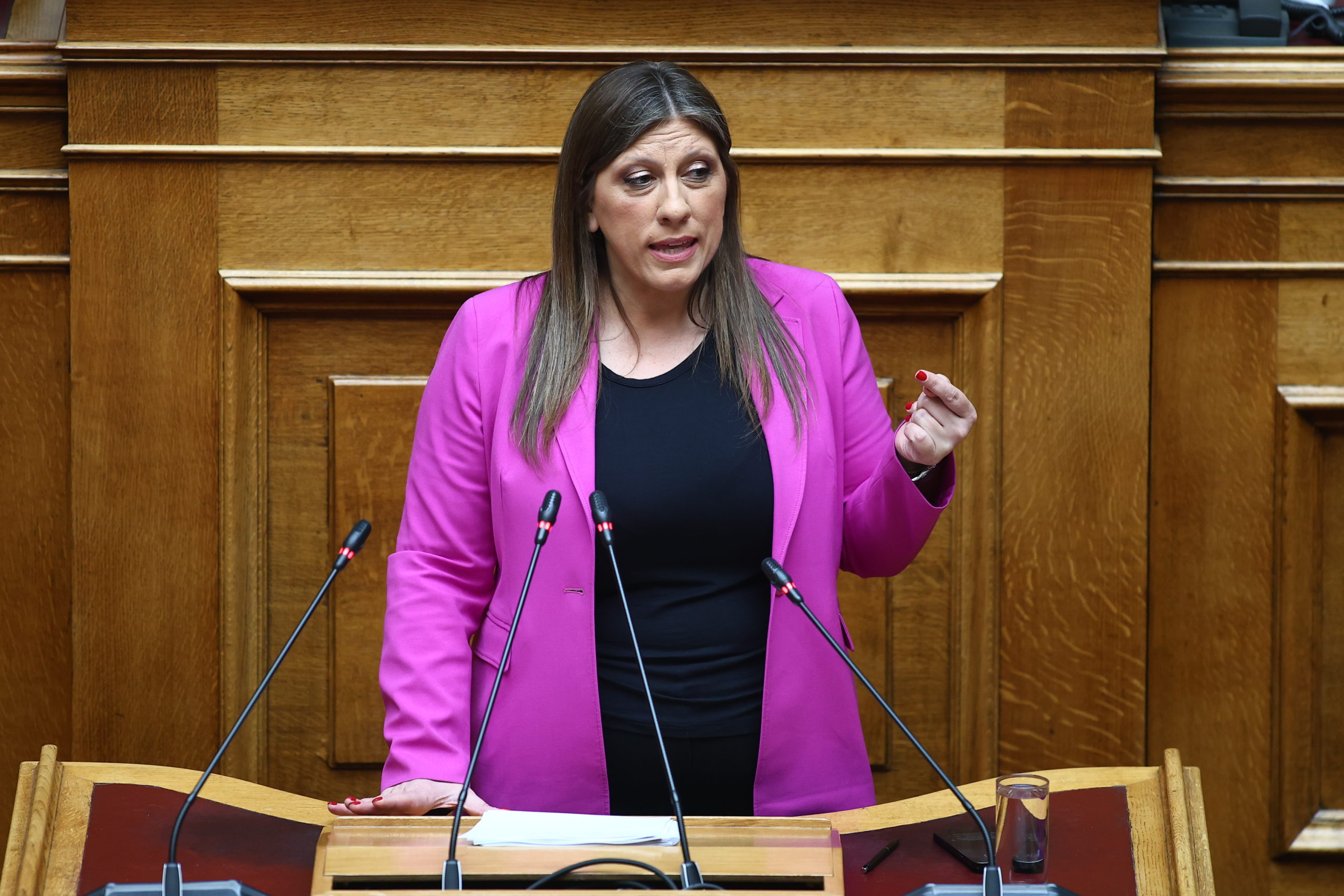 Κωνσταντοπούλου στη Βουλή: Δεν είναι καθήκον του βουλευτή να είναι «ρουσφετάκιας», ούτε να ξεπλένει τη διαφθορά