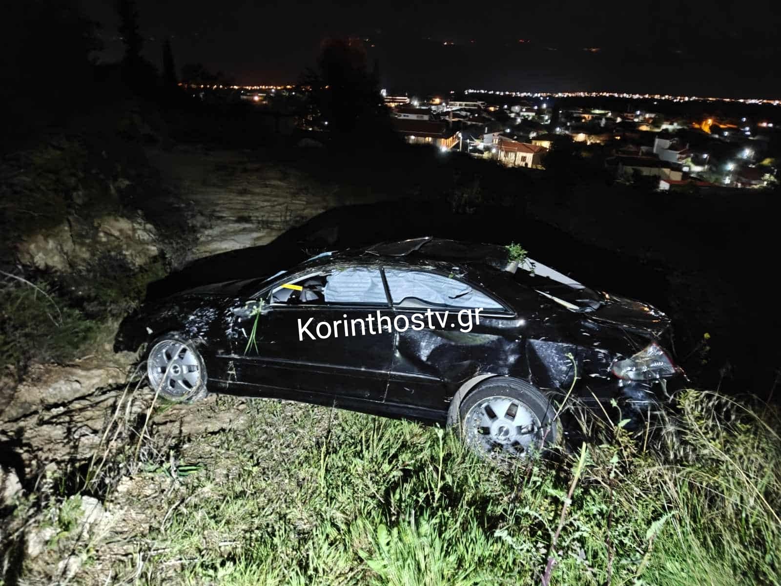 Κορινθία: «Άγιο» είχε οδηγός που έπεσε σε γκρεμό 70 μέτρων και βγήκε αλώβητος – Δείτε φωτογραφίες