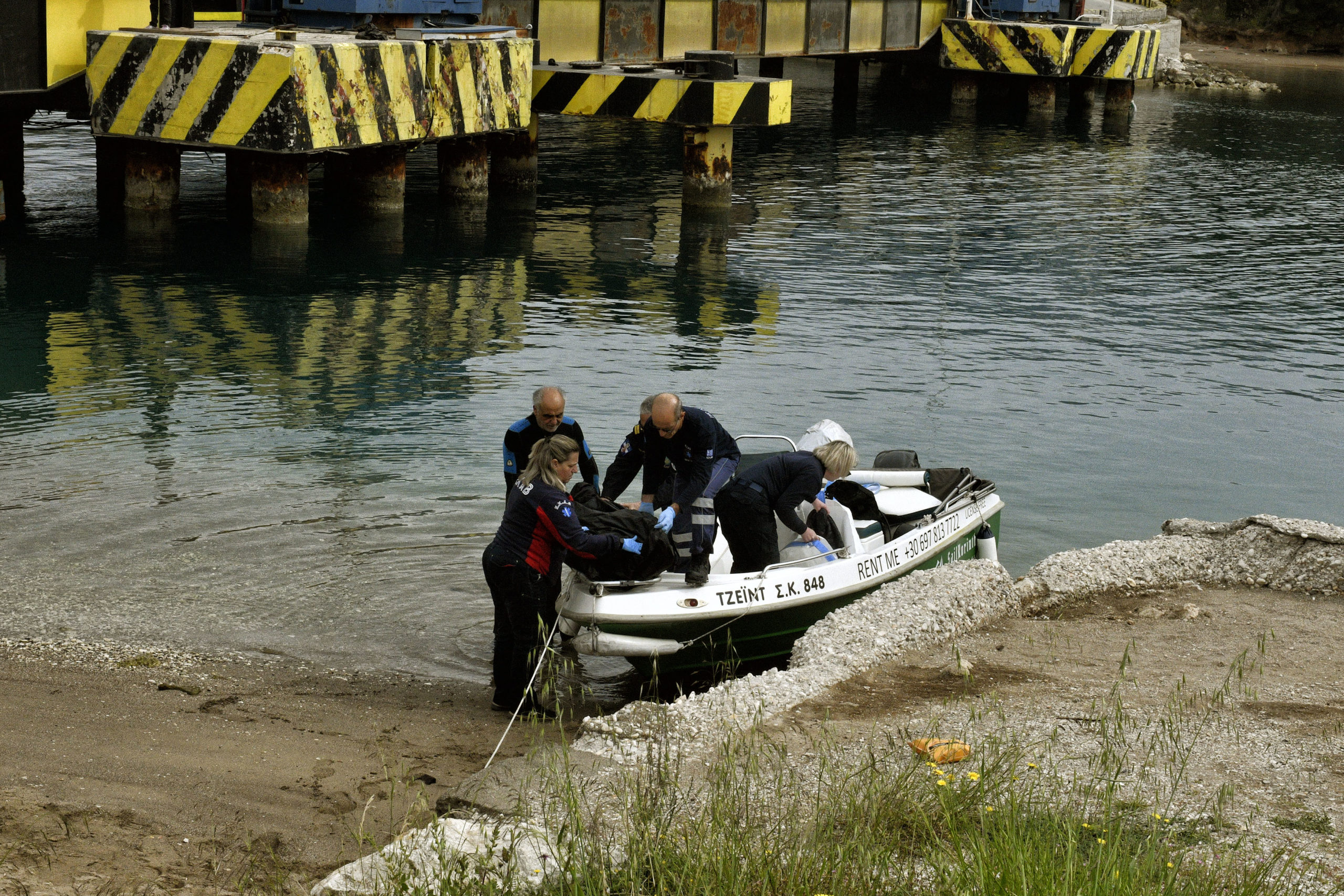 Κόρινθος, Ισθμός, Νεκρή, 17χρονη