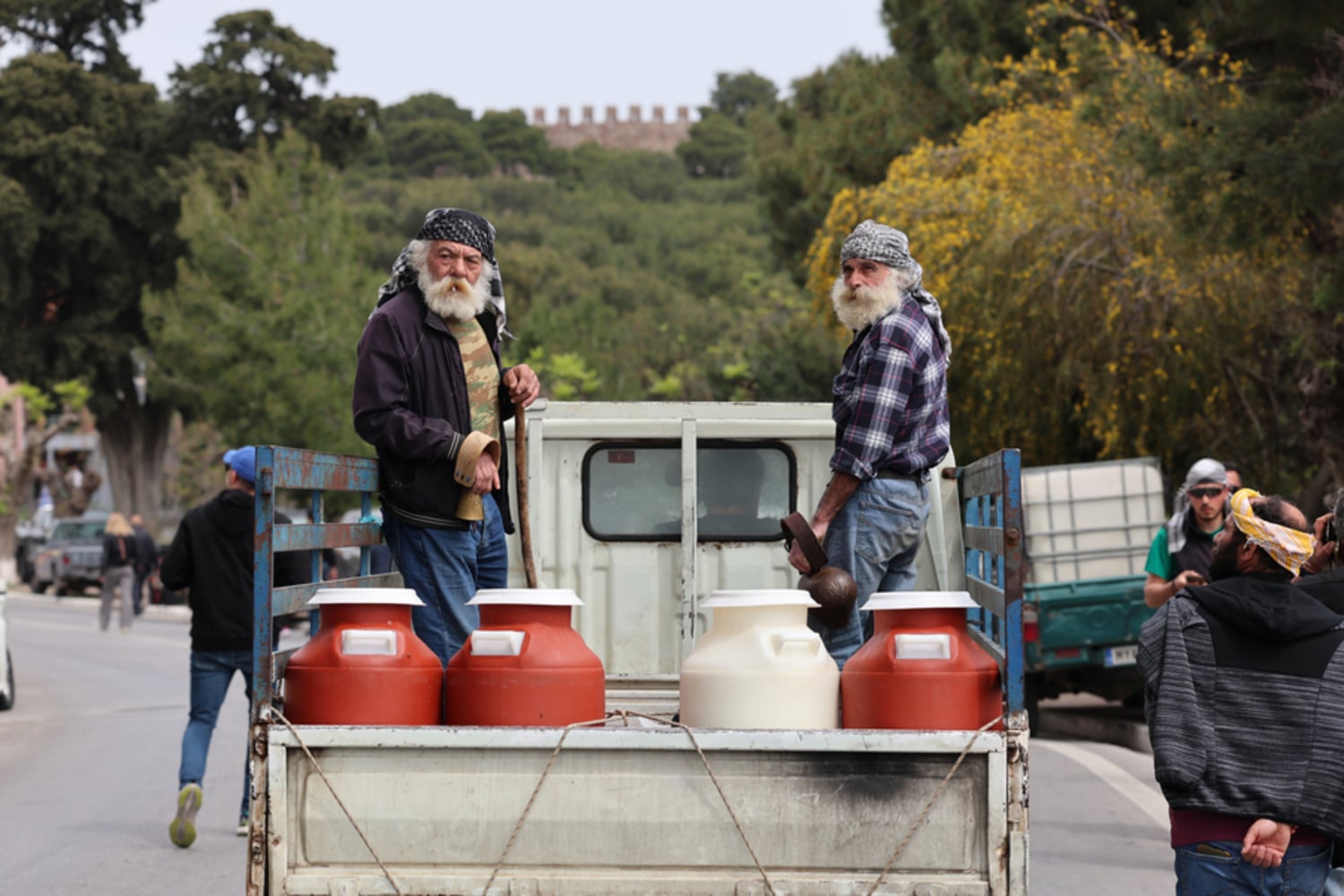 Αφθώδης πυρετός: Ο οικονομικός «στραγγαλισμός» της Λέσβου και η απόγνωση των κτηνοτρόφων – «Ένα ολόκληρο νησί έχει καταστραφεί»