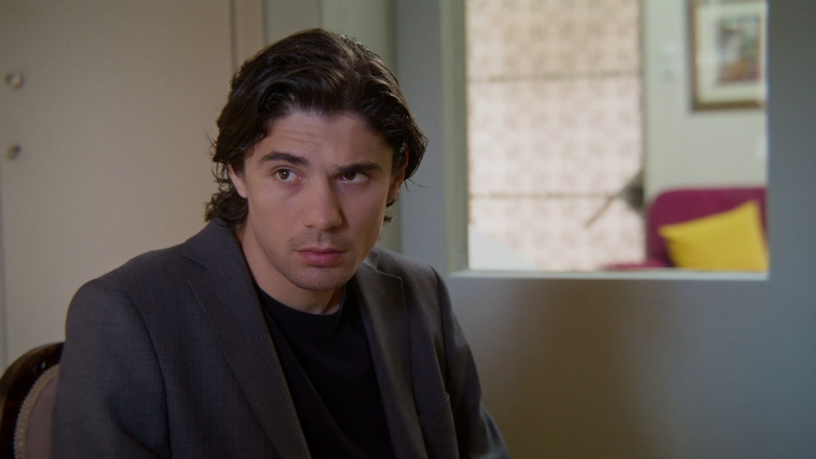 Να μ’ αγαπάς: Ο Λευτέρης επισκέπτεται γιατρό για τους πονοκεφάλους