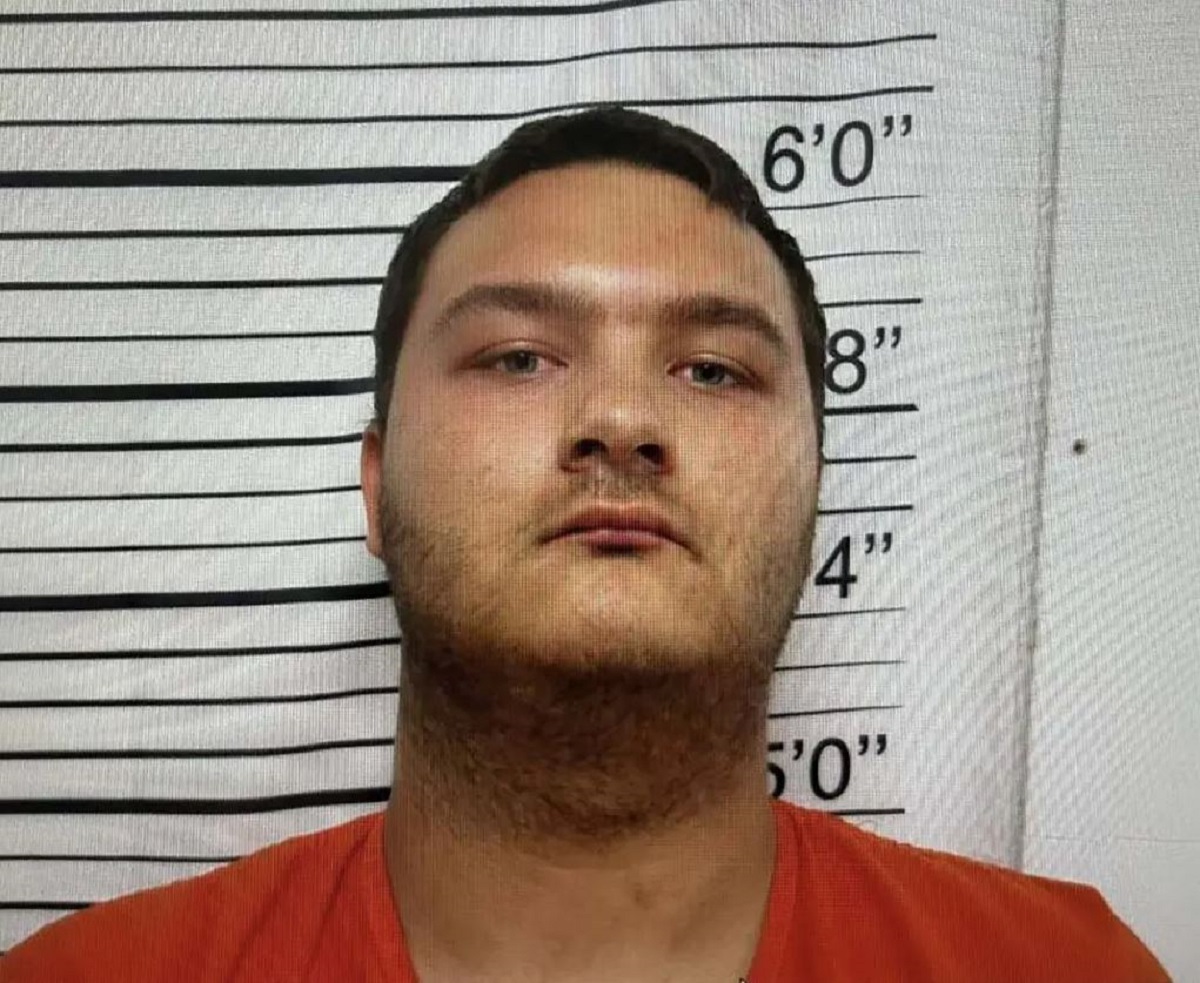 Ο Βίκτορ Λι Χόκινς, Pauls Valley High School