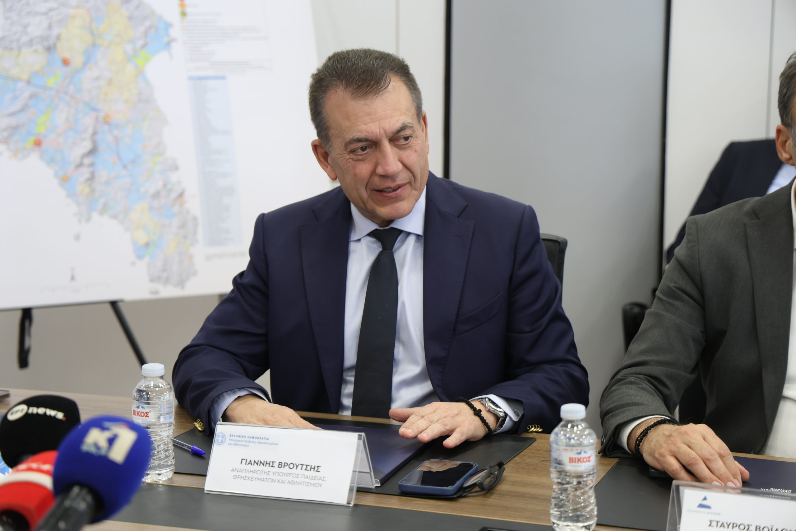 Κέντρο Υδάτινου Αθλητισμού και Πολιτισμού (ΚΥΔΑΠ), Πειραιάς, υπογραφές, Ολυμπιακός