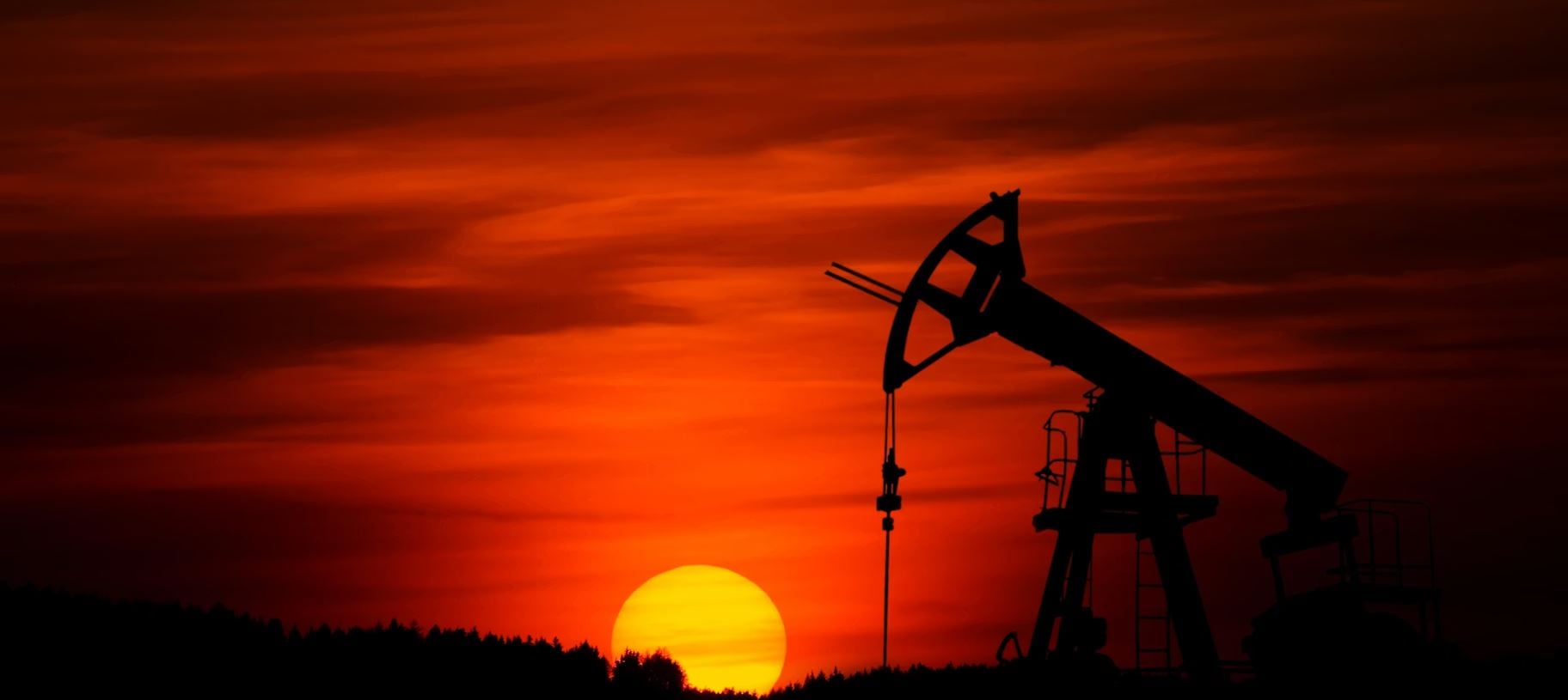 Συναγερμός για το ράλι της τιμής του πετρελαίου: Ξεπέρασε τα 125 δολ. το βαρέλι – Ανησυχία στις αγορές μετά την απειλή Τραμπ για παρατεταμένο αποκλεισμό του Ορμούζ