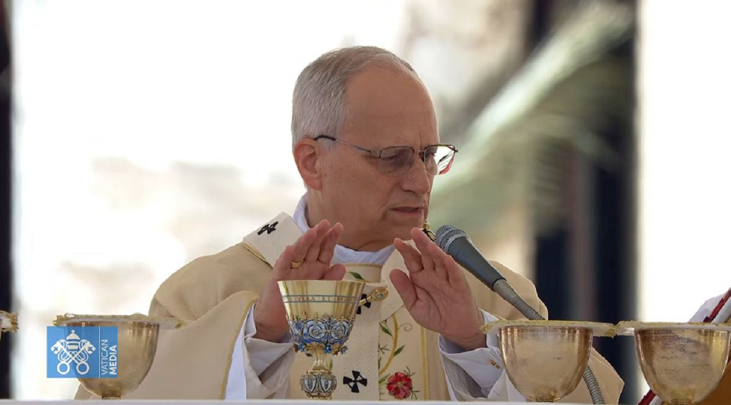 Πάπας Λέων: «Όποιος φέρει όπλα ας τα καταθέσει. Όποιος διαθέτει την εξουσία να προκαλεί πολέμους, ας επιλέξει την ειρήνη»