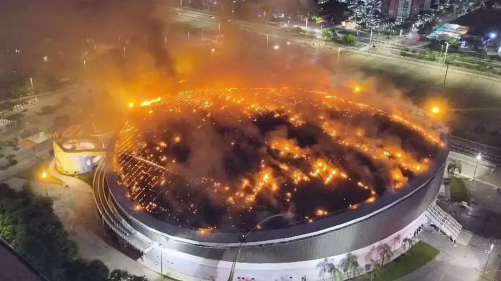 Ρίο ντε Τζανέιρο: Φωτιά στο ποδηλατοδρόμιο του Ολυμπιακού Πάρκου – ΦΩΤΟ και ΒΙΝΤΕΟ