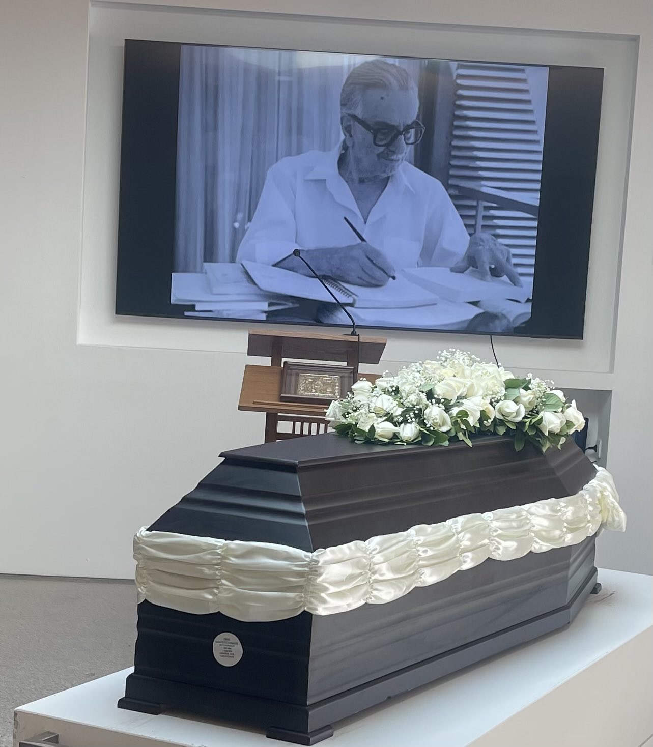 Στέφανος Ληναίος κηδεία 