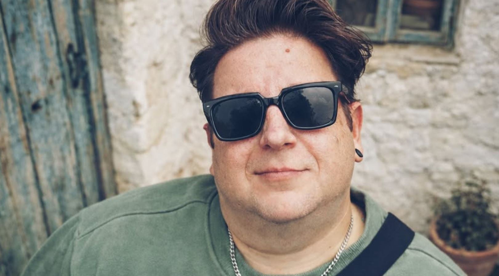 Θάνος Μπίρκος: «Δεν έχω εγώ το πρόβλημα, αλλά αυτός που εκφράζεται με λεκτική βία»