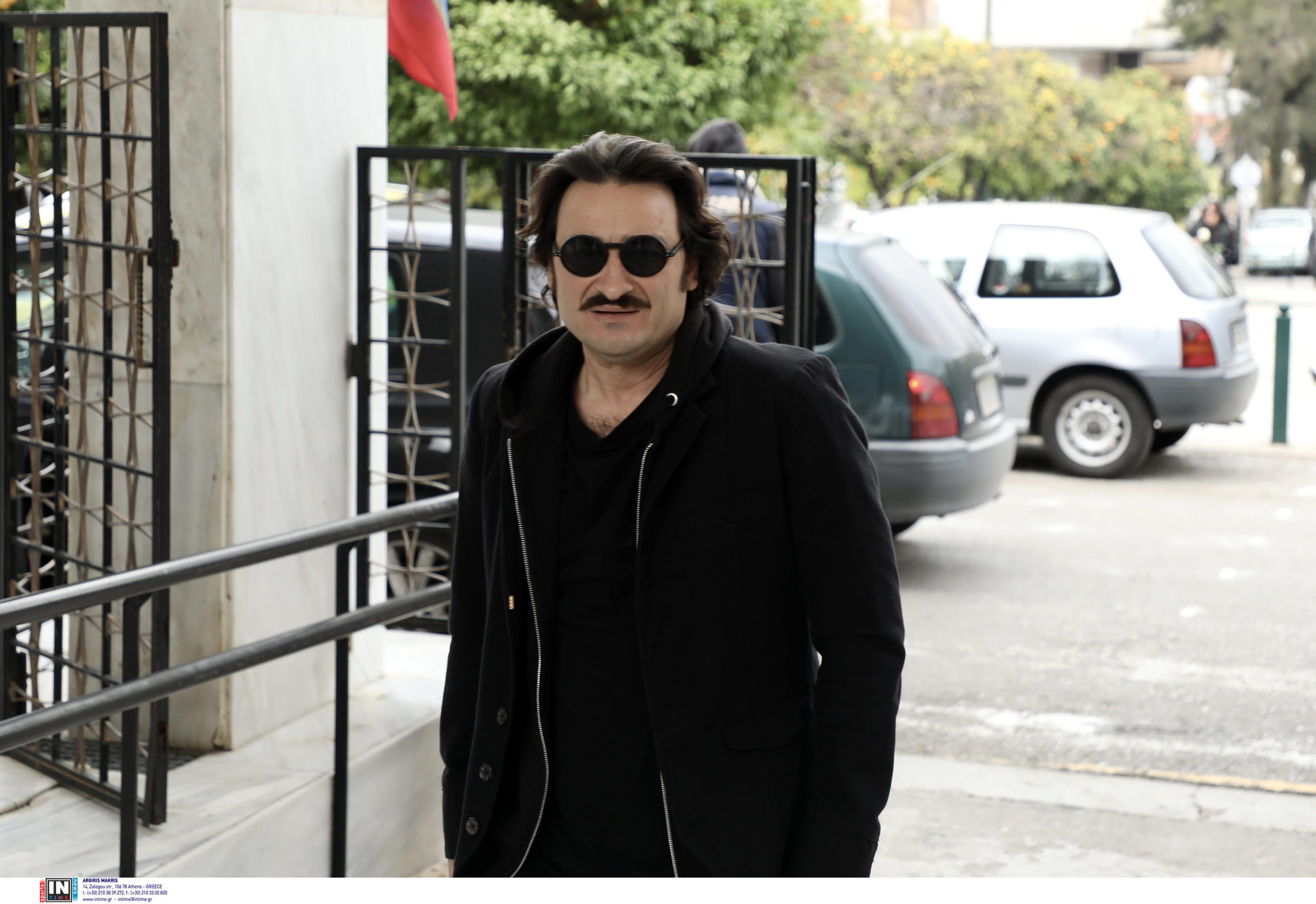 Δύσκολες στιγμές για τον Βασίλη Χαραλαμπόπουλο: Πέθανε ο πατέρας του – Η ανάρτηση στο Instagram