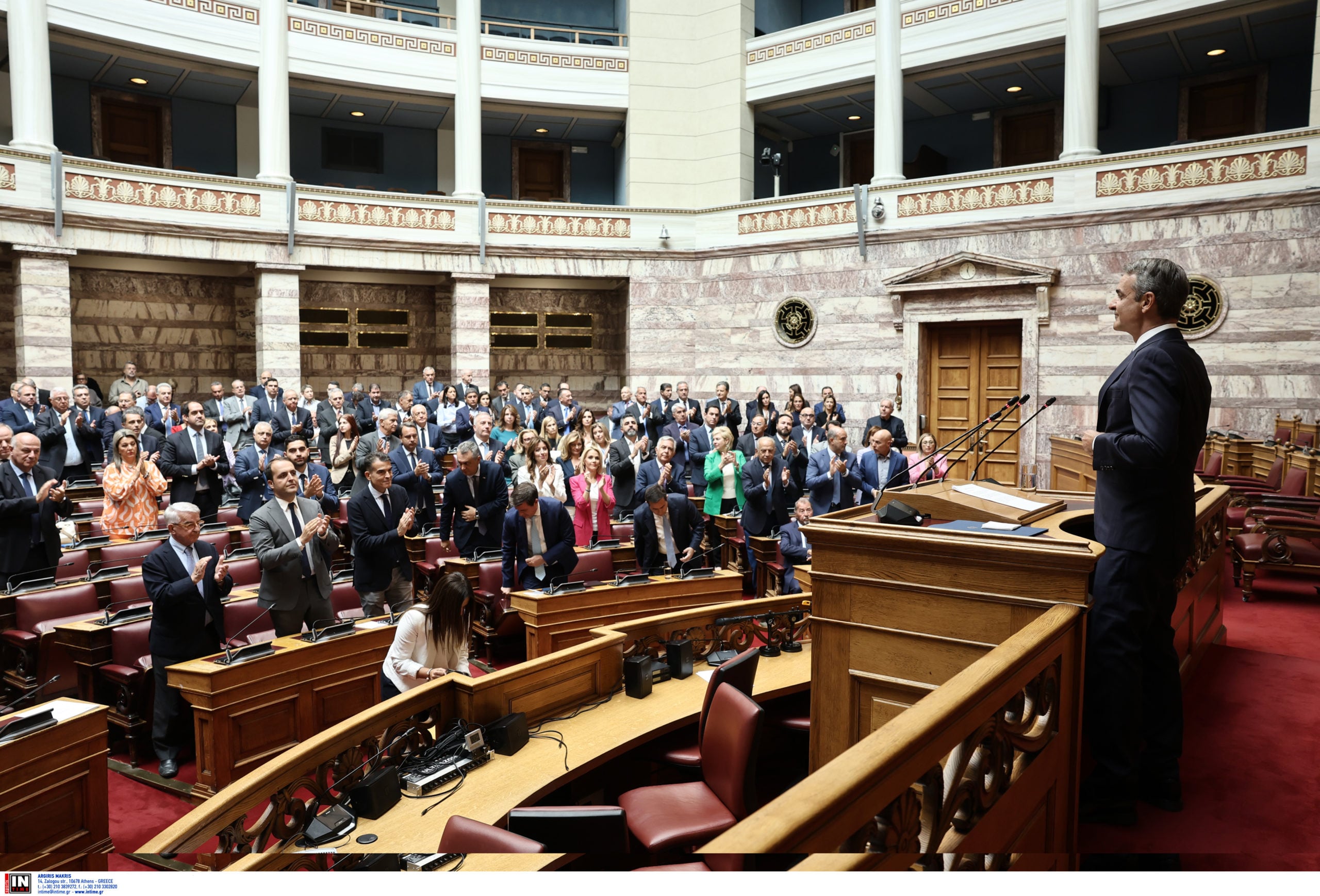 Σήμερα η κρίσιμη συνεδρίαση της ΚΟ της ΝΔ – Οι προτάσεις για τη Συνταγματική Αναθεώρηση, τα μηνύματα Μητσοτάκη και οι 40+ ομιλητές