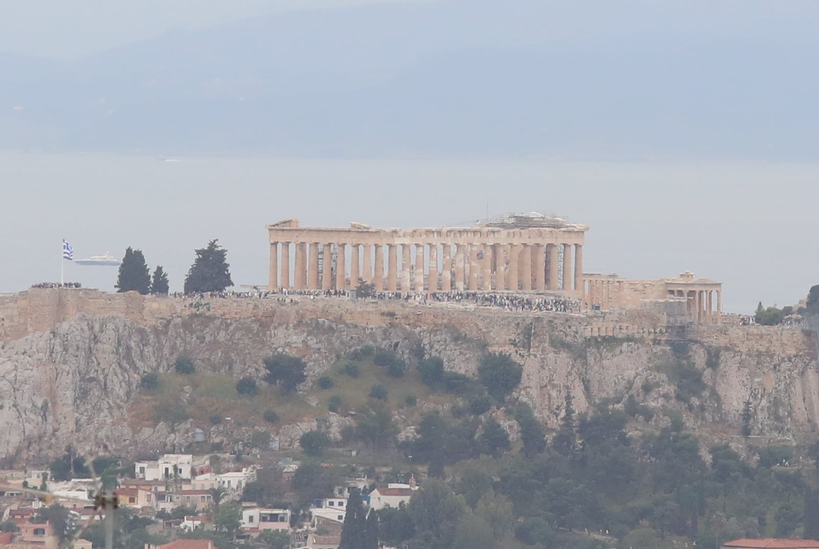 Καιρός: Πότε υποχωρεί η αφρικανική σκόνη από την Αττική – Έως και 34 βαθμούς θα φτάσει η θερμοκρασία τις επόμενες ημέρες