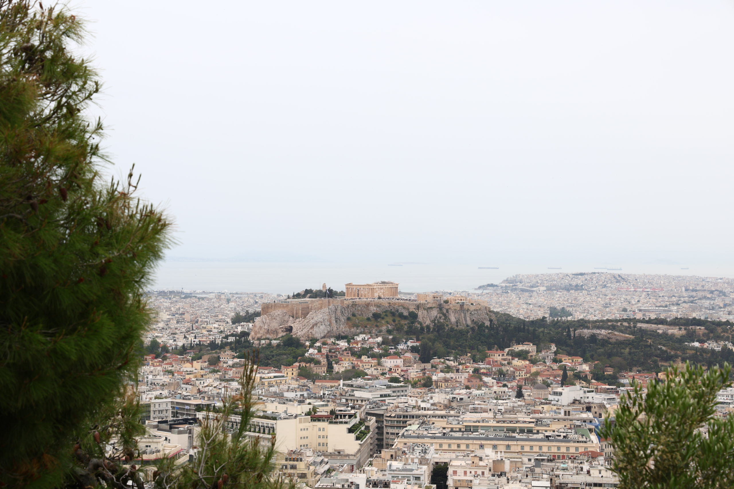 Καιρός: Ανεβαίνει η θερμοκρασία – Πού θα βρέξει σήμερα
