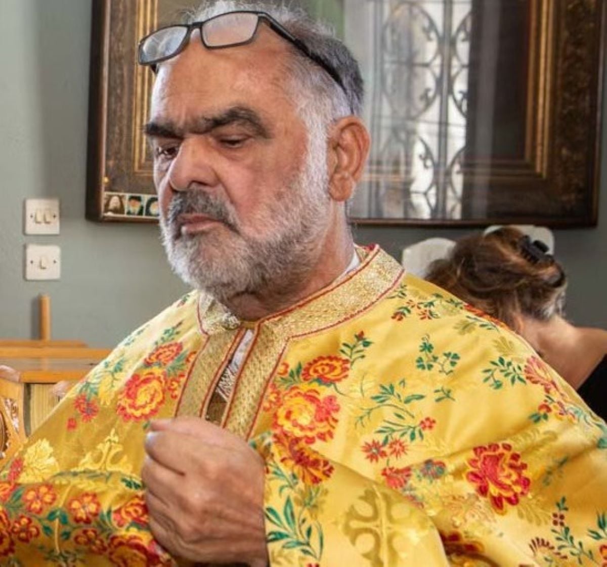 Πέθανε ο μαχητικός παπα -Τσάκαλος – Η ανάρτηση του γιου του