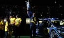 AEK: O Μάριος Ηλιόπουλος εφερε το τρόπαιο στη Νέα Φιλαδέλφεια με... τέρμα τα γκάζια - Οι κομάντος και το «Mission Impossible», δείτε βίντεο