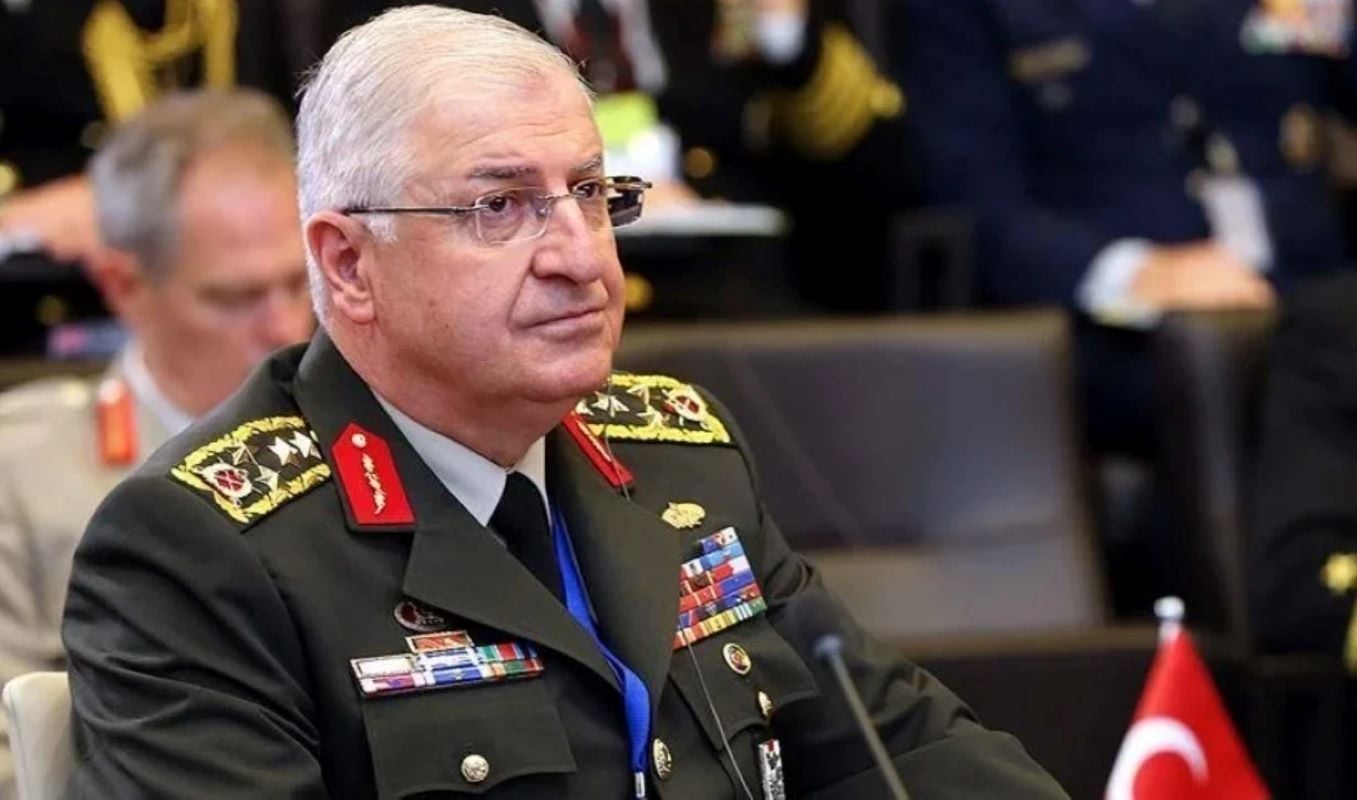 Προκλητικό κρεσέντο Γκιουλέρ: Επαναφέρει την αποστρατιωτικοποίηση των νησιών και «δείχνει» τη Γαλάζια Πατρίδα – «Δεν θα μείνουμε αδιάφοροι»