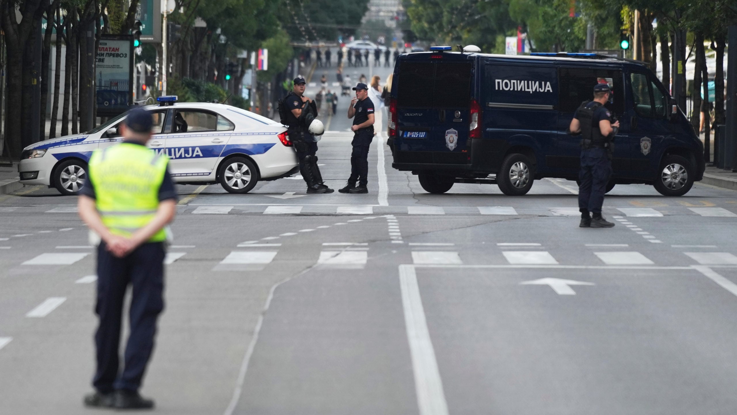 Σερβία: Επεισόδιο με έναν τραυματία έξω από την νομική σχολή του Βελιγραδίου