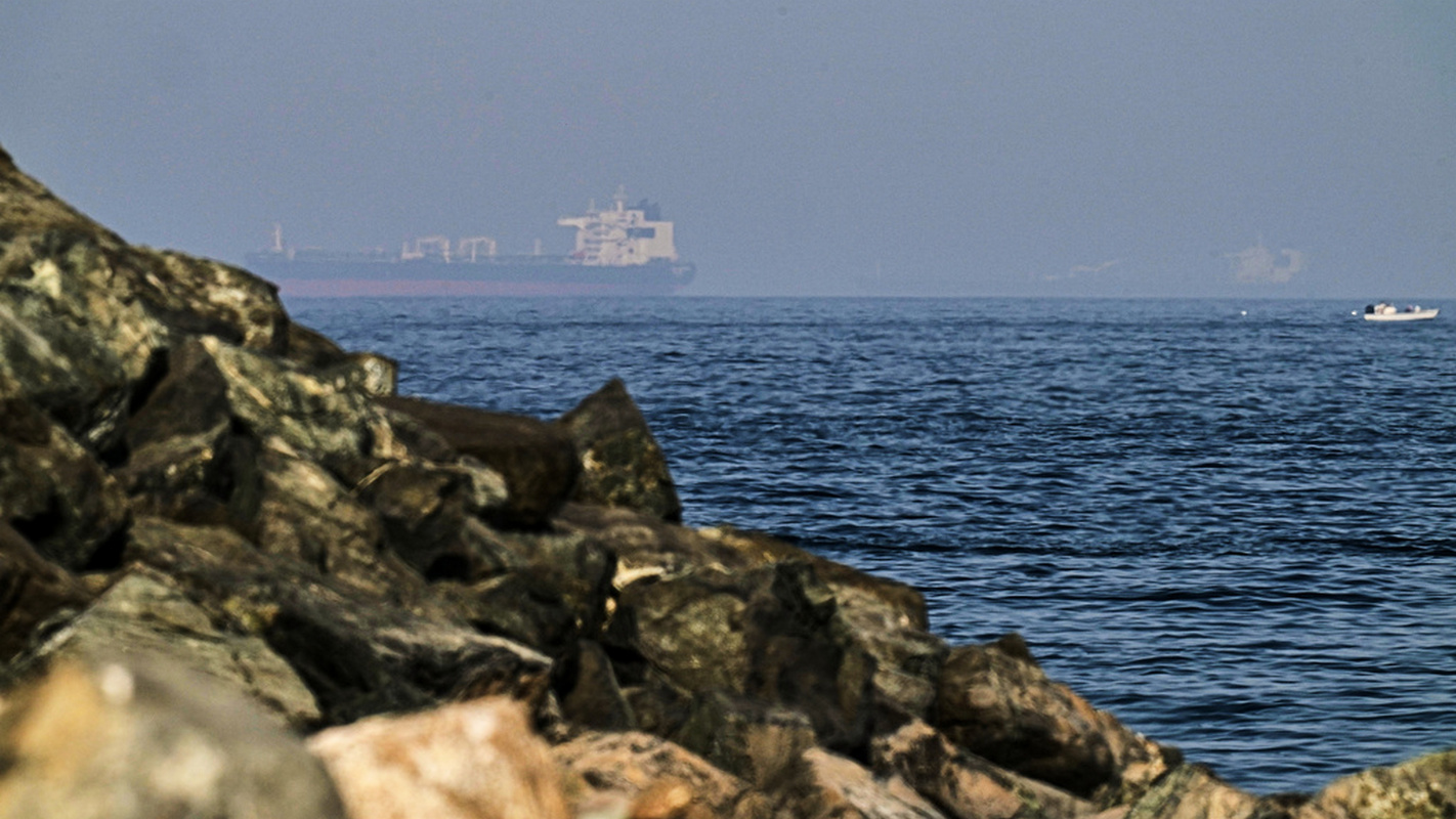 Σαουδική Αραβία: Έκκληση για αυτοσυγκράτηση μετά τις εντάσεις στα Στενά του Ορμούζ