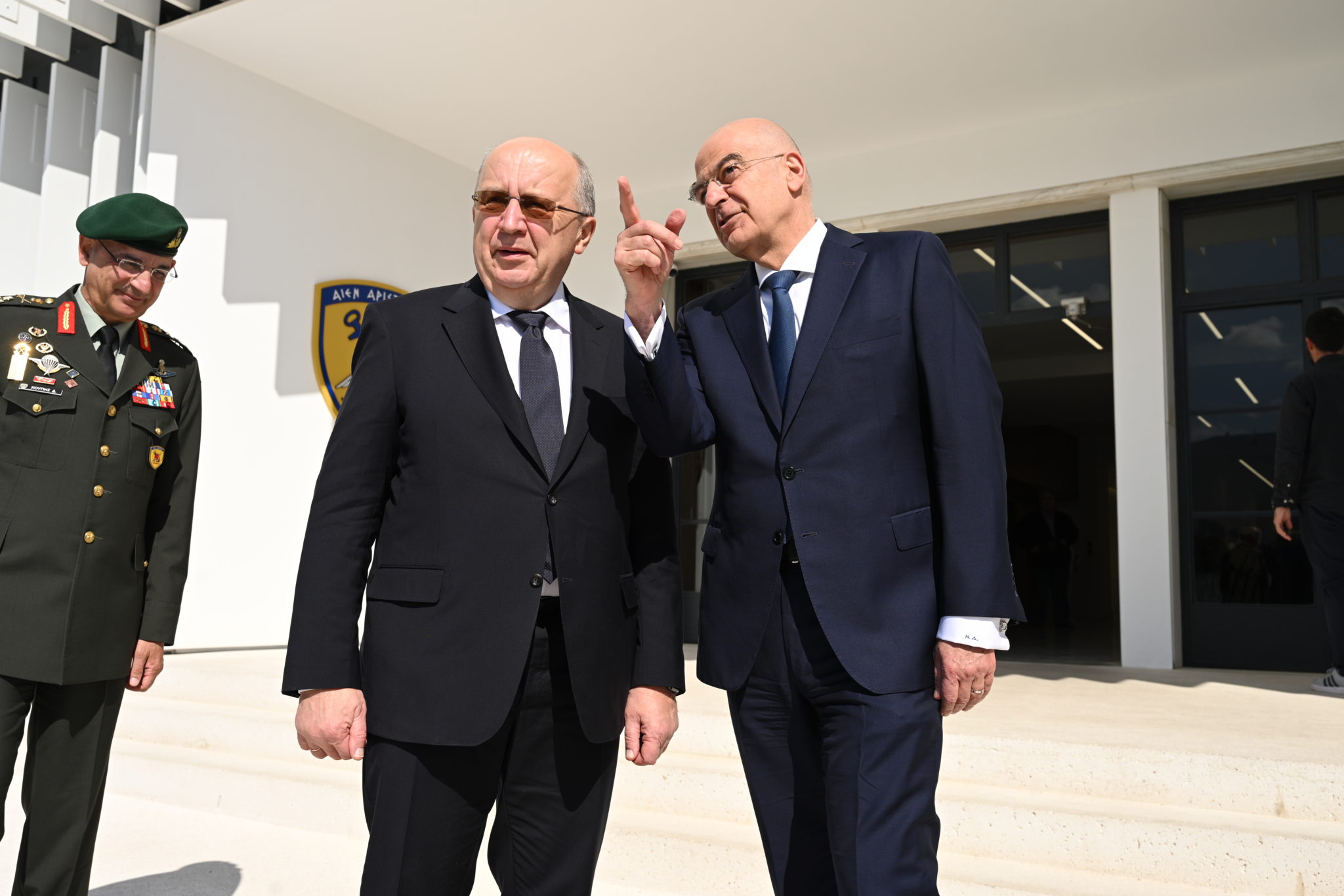 Νίκος Δένδιας, Άντριους Κουμπίλιος