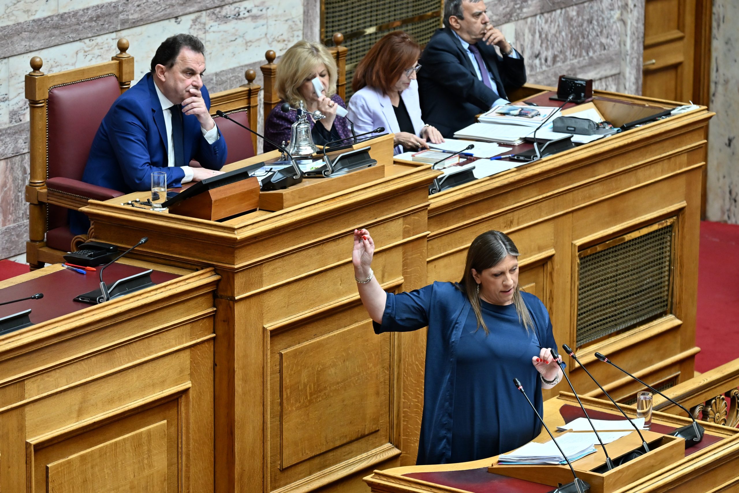 Ένταση στη Βουλή: Η Κωνσταντοπούλου κατηγόρησε τον Γεωργαντά για παράβαση καθήκοντος και κατάχρηση εξουσίας – Η απάντηση του προέδρου της Βουλής
